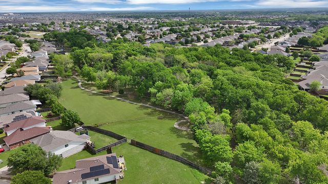 1405 Oak Hollow Ln — Oak Hollow Estates Ph 3
