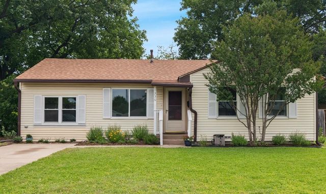 1336 Devonwood Dr — Devonwood Park 01