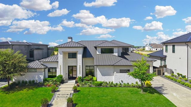3531 Midwick Dr — The Hills Of Kingswo