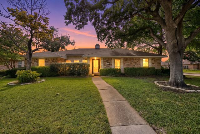 6105 Bronze Leaf Dr — Spring Creek Pkwy Estates West