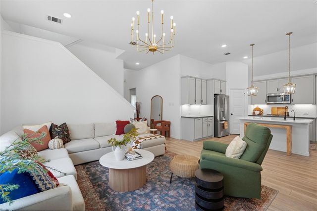 1506 Broadview Dr — Riverset Ph 2