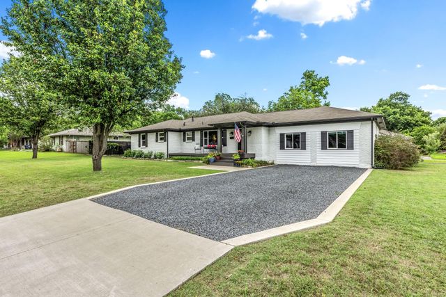 1809 Greenwood Rd — H A Finch Add