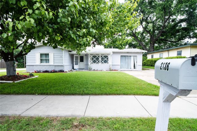 2136 Ridgeway St — Meadowbrook Park Add