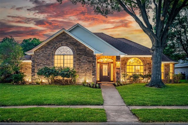 2117 Rolling Oak Ln — Oakridge 09