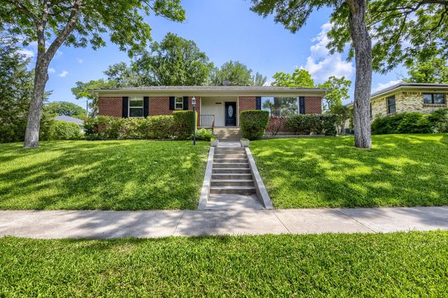 11016 Lippitt Ave — Lochwood