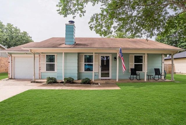 5918 Twin Willows Dr — Willow Wood Add
