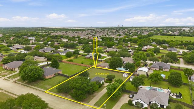 921 High Point Dr — Hill Crest Phii