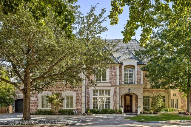48 Kennington Ct — Glen Abbey