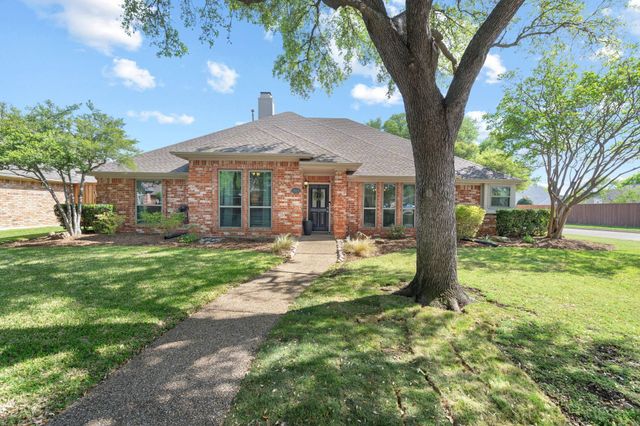 2424 Bowie Dr — Hunters Glen Nine