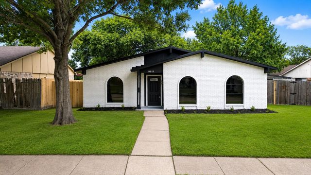 9815 Sophora Cir — Woods 6th Sec