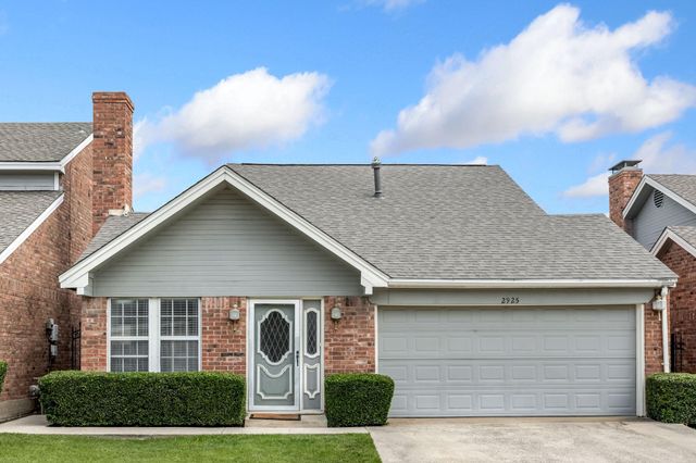 2925 Waterfront Dr — Arbor Creek Rep
