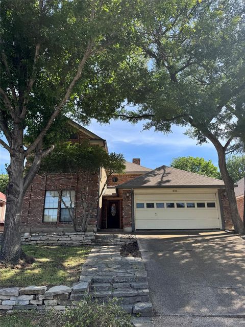 836 Lombardy Ct — Woodhaven East