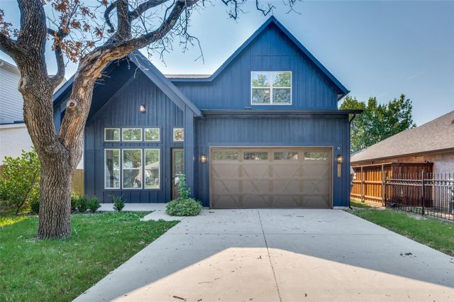 2130 Roanoke Ave — Roanoak Grove
