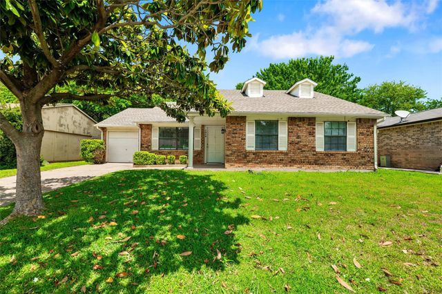 3816 Bee Tree Ln — Parkwood East