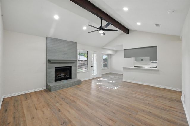 7932 Berrybrook Dr — Foster Village Add