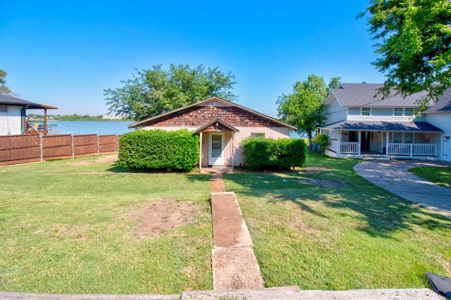 12465 Redbud Ln — Morris Terrace 1
