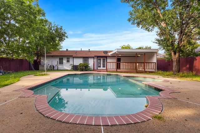 2529 Syracuse Dr — Plymouth Park North 3rd Incremen