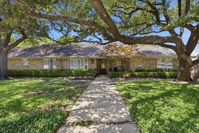 4500 Ranch View Rd — Overton Park Add