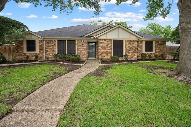 5012 Andover Dr — Hunters Glen One
