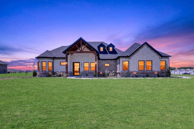 1000 Elevation Trl — Elevation Estates Pc