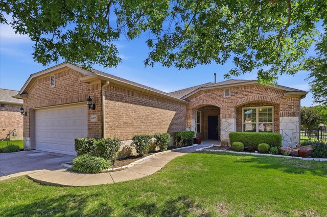 6008 Eagle Point Ln — Frisco Lakes By Del Webb Villa