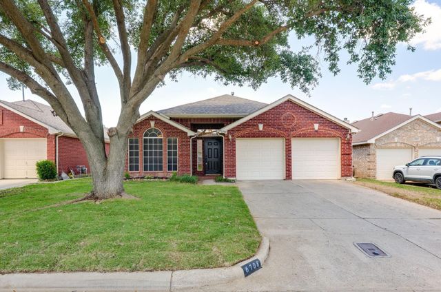 6708 Stockton Dr — Oakmont Meadows Add