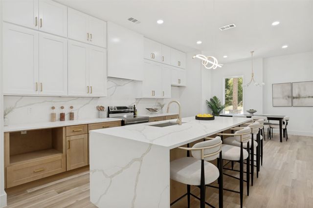 6306 Tracy Rd — Dependable Estates