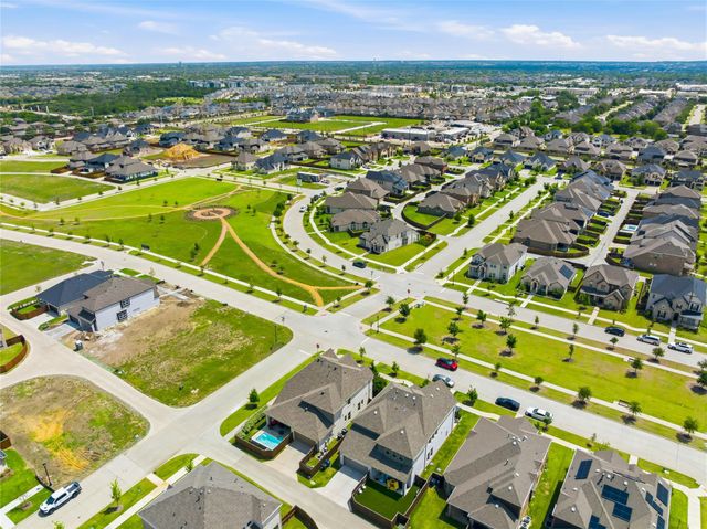 8597 Amethyst Ln — Villages of Creekwood