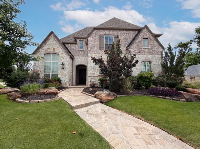 820 Hawk Wood Ln — Parkside