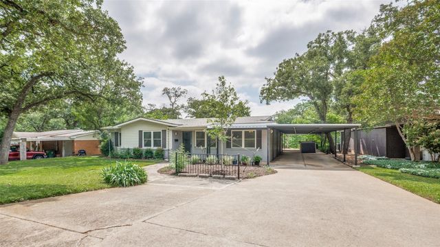 1506 Briarwood Blvd — Arlington Park Add