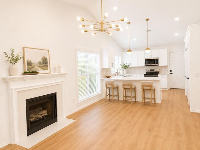 2209 Forestbrook Dr — Country Brook 03