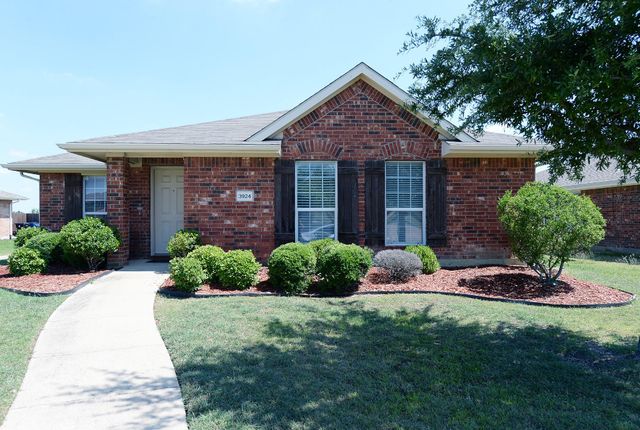 3924 Palace Pl — Kings Garden Ph 1