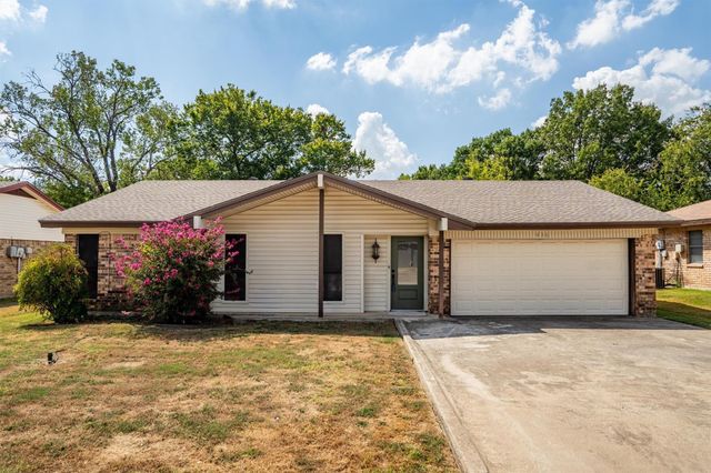 436 E Hill St — Berry Add