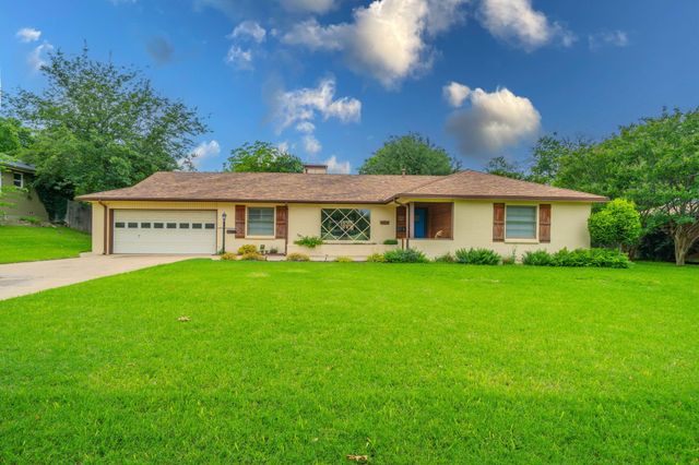 6924 Bal Lake Dr — Ridglea Hills Add