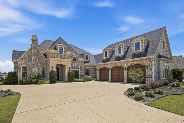 6215 Lakeside Dr — Resort On Eagle Mountain Lake