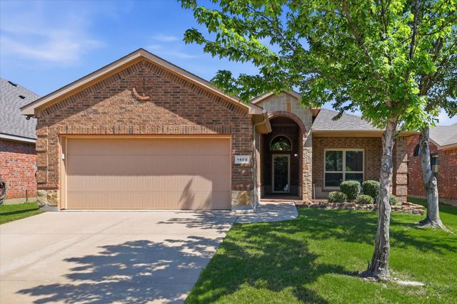 1405 Castlegar Ln — Rivers Edge Ph 1