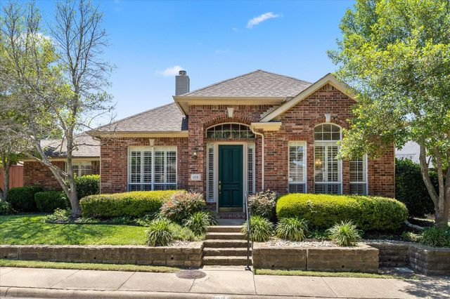 651 Stafford Cir — Turtle Cove