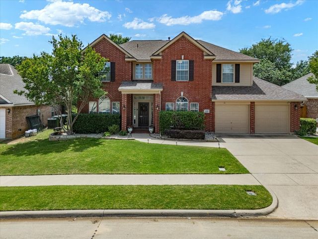 2308 Denham Dr — Fannin Farm Add