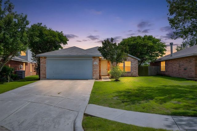 3855 Hunters Point Way — Fox Run Add