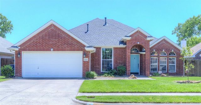 8628 Saranac Trl — River Trails Add