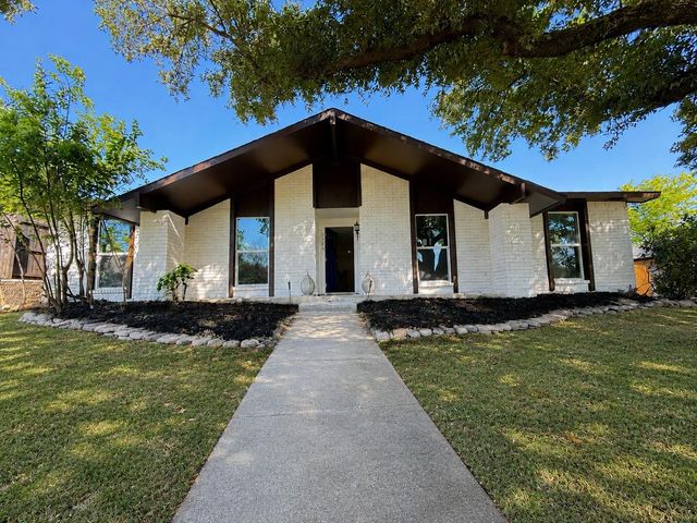 3326 Vista Oaks Dr — Oaks 03