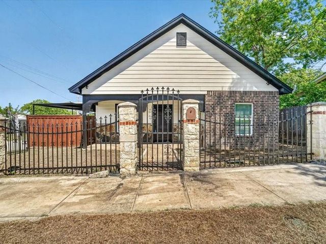 3026 N Hampton St — Fostepco Heights Add