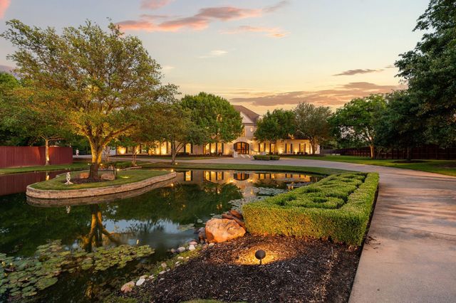 331 S White Chapel Blvd — Aubrey Estates Add