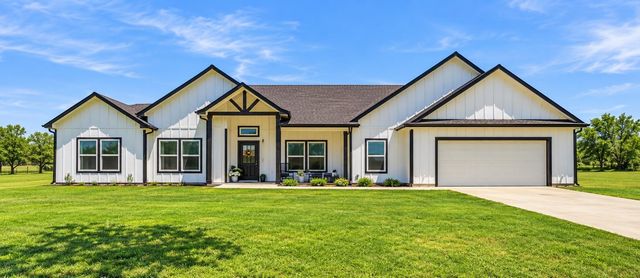 689 Dill Rd — Nugent Estates