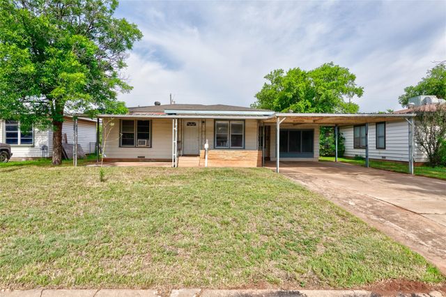 1026 Crockett