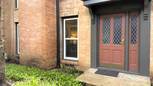 7814 Meadow Park Dr #119 — Ambassador House Condos