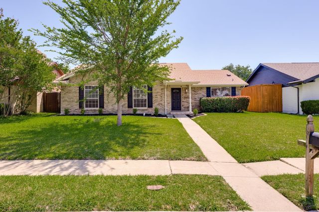 2202 Briarmeadow Dr — Park North Estates