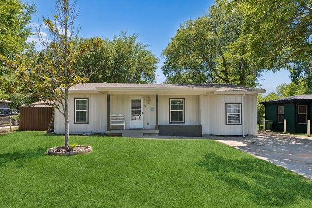 6642 Onyx Dr N — Richland Hills West Add