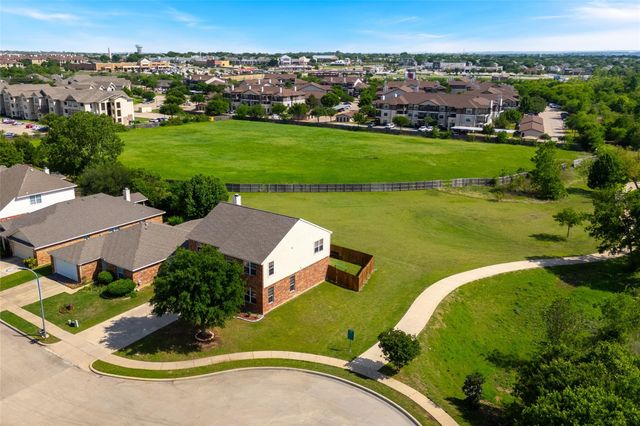 5004 Senator Dr — Tarrant Park Vista Add