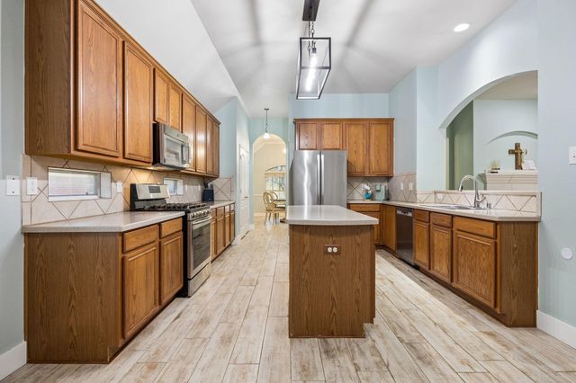 1305 Stanford Dr — Lakeview Summit Ph 1-A